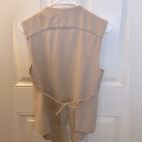 NWOT - ZARA Sleeveless Blazer - Tan - Small - Picture 4 of 7